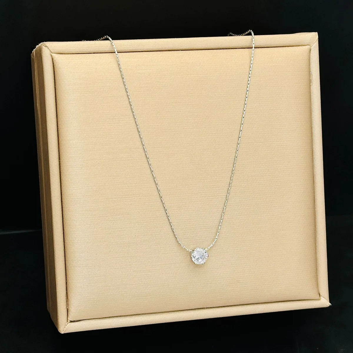 Collar de Moissanita Cléa