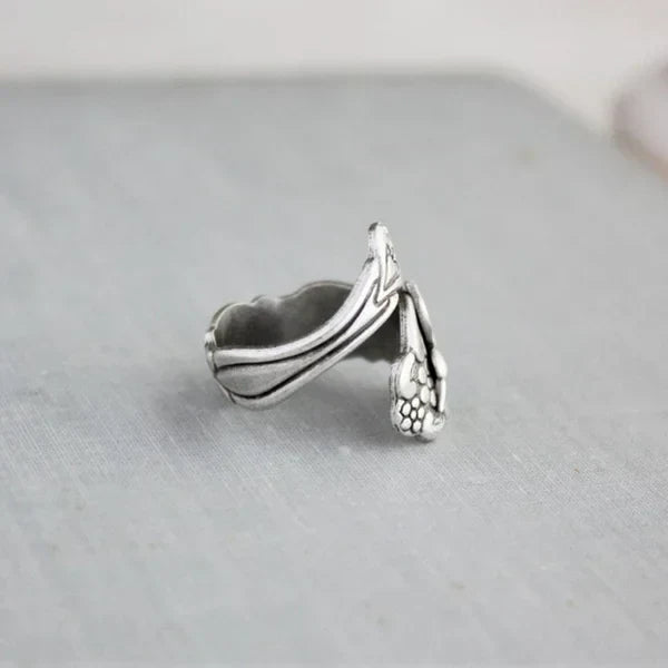Anillo de Flor de Colibrí