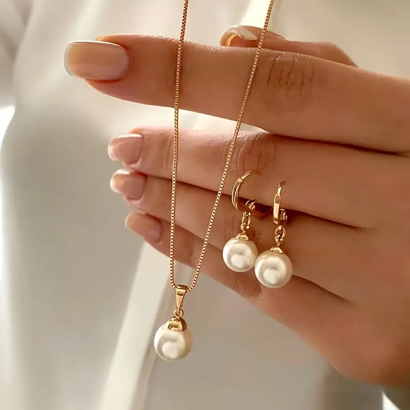 Conjunto de Joyería de Perlas Doradas Elegantes