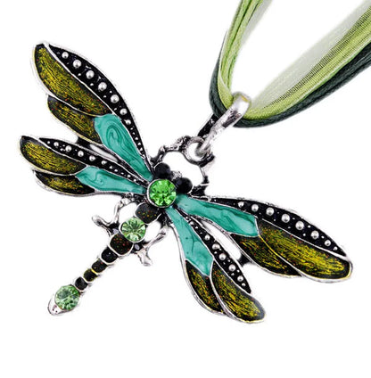Collar de Libélula de Cristal