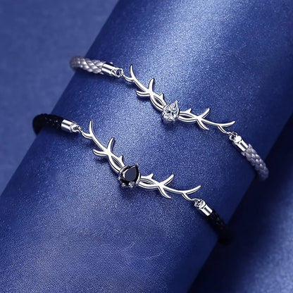 Pulsera de Corazón de Asta de Venado con Zirconia