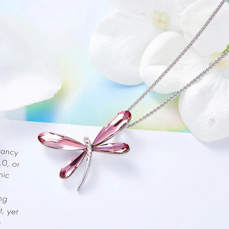 Collar de Libélula Rosa de Cristal