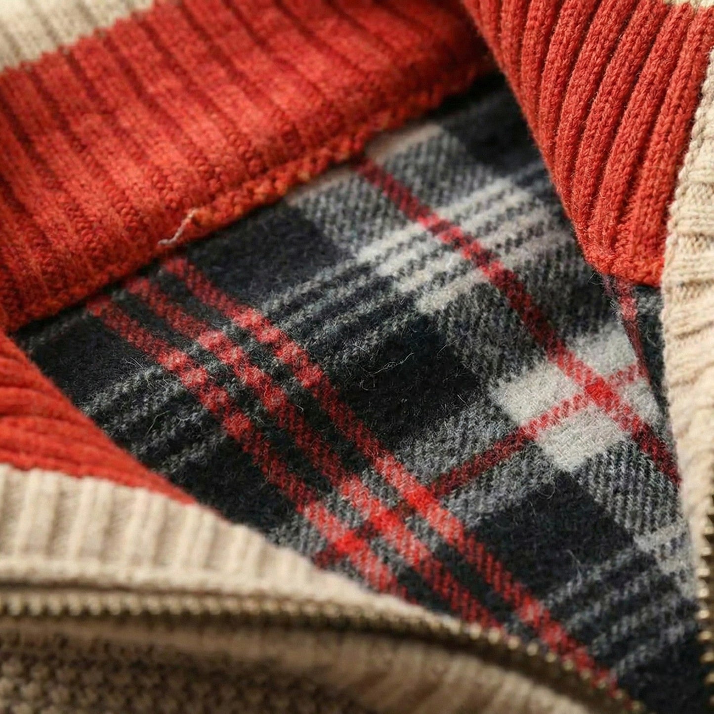 CARDIGÁN DE PUNTO CON CREMALLERA HENLEY | CALIDEZ REFINADA CON UN TOQUE LIMPIO