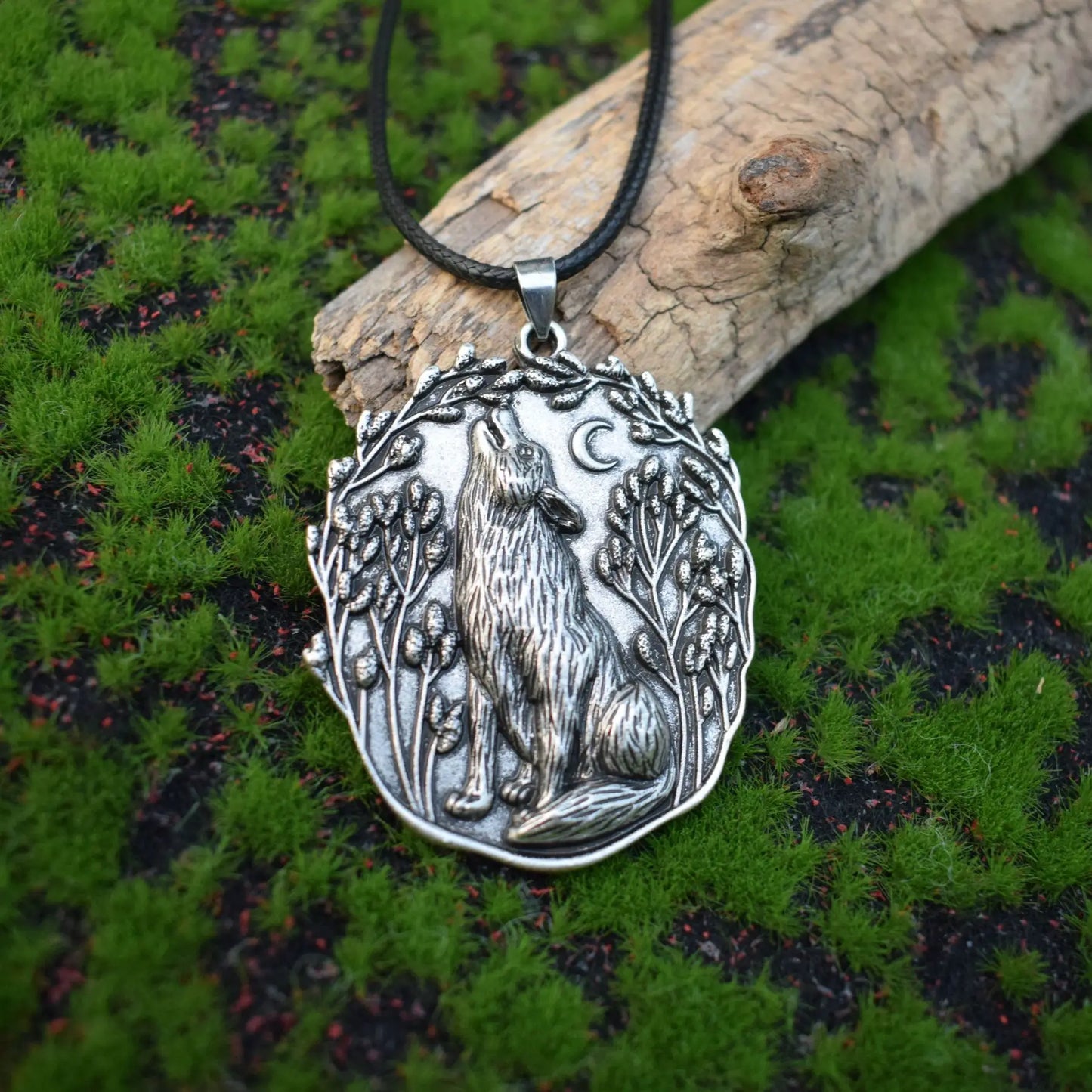 Collar del Espíritu Animal Lobo Luna