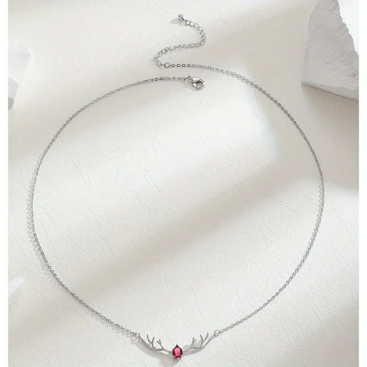 Collar de Asta de Venado con Dije de Corazón Delicado