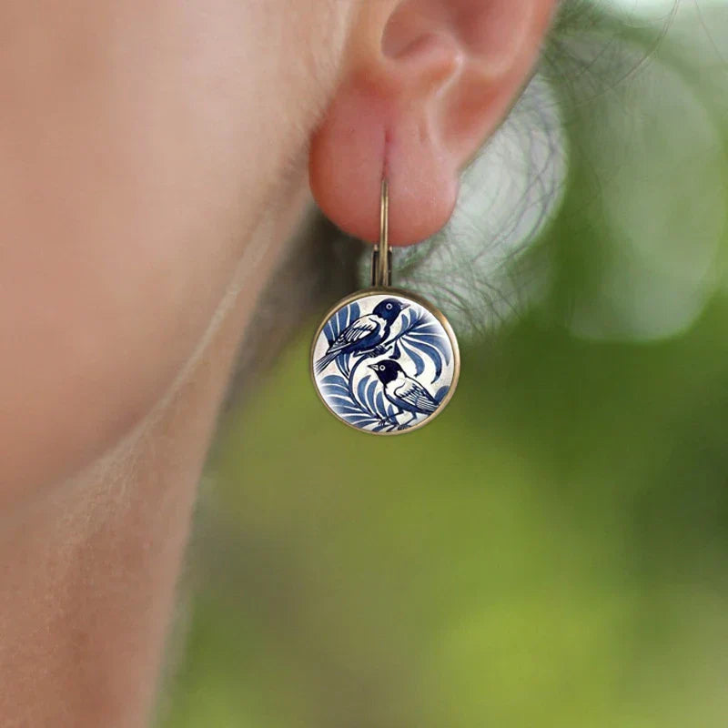Pendientes de Cúpula de Vidrio de Urraca Azul Vintage