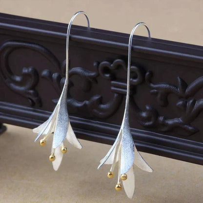 Pendientes con flores de plata