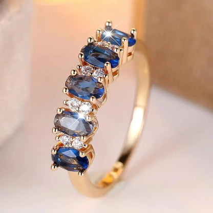 Anillo de Banda con Acentos Ovalados Alternados