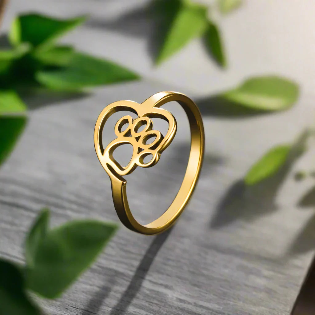Anillo de Pata y Corazón en Tono Dorado