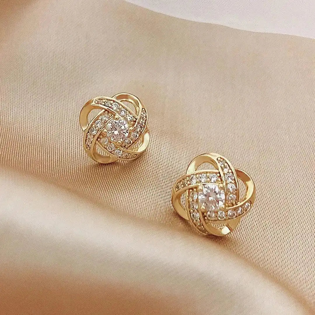 Pendientes de Stud con Nudo de Circonita