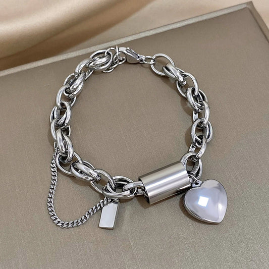 Pulsera Heartened Gruesa | Oro Blanco