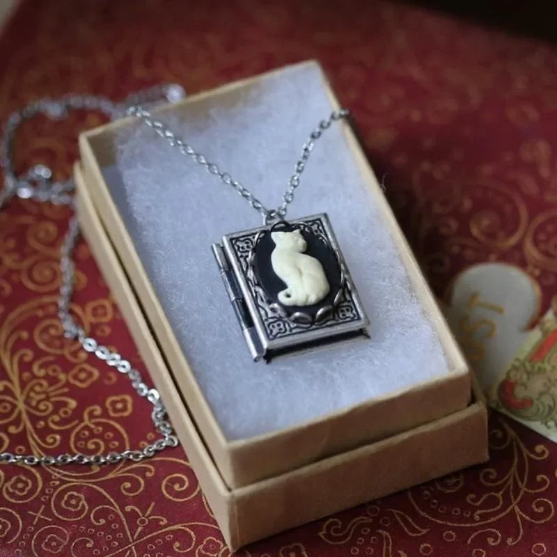 Collar Vintage de Gato Libro