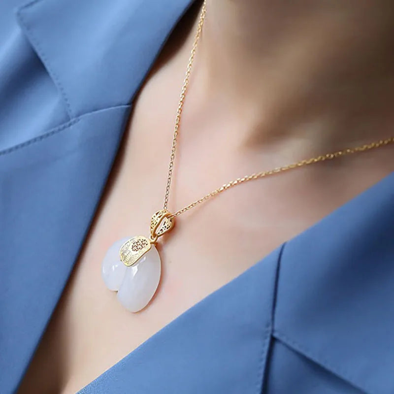 Collar de Elefante en Jade Hetian