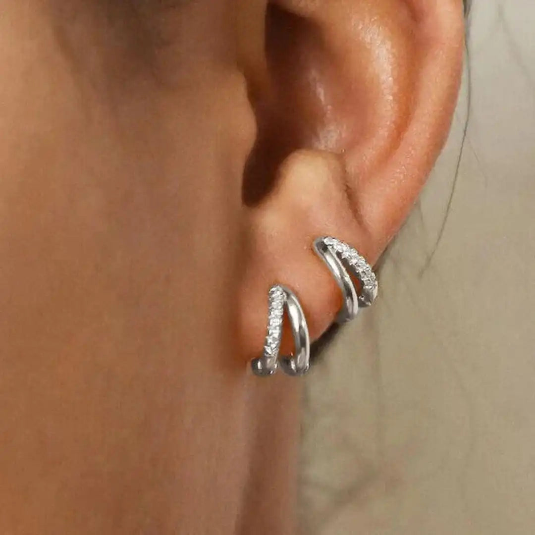 Pendientes de Aro de Zirconia Dorada Atemporal