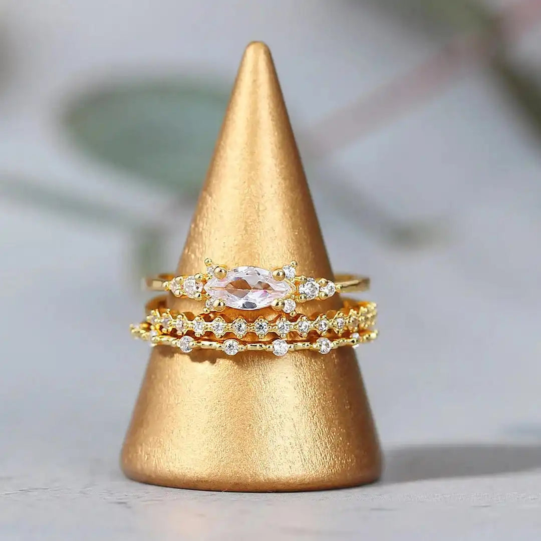 Conjunto de Anillos Dorados Mila