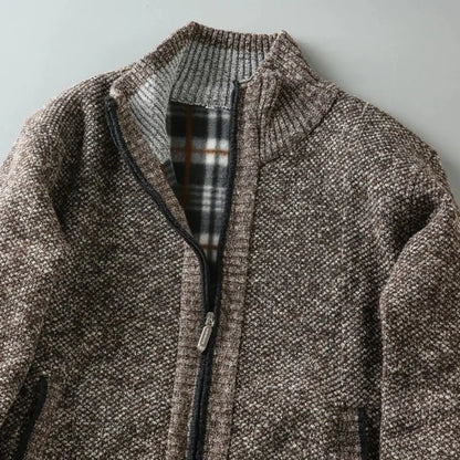 CARDIGÁN DE PUNTO CON CREMALLERA HENLEY | CALIDEZ REFINADA CON UN TOQUE LIMPIO