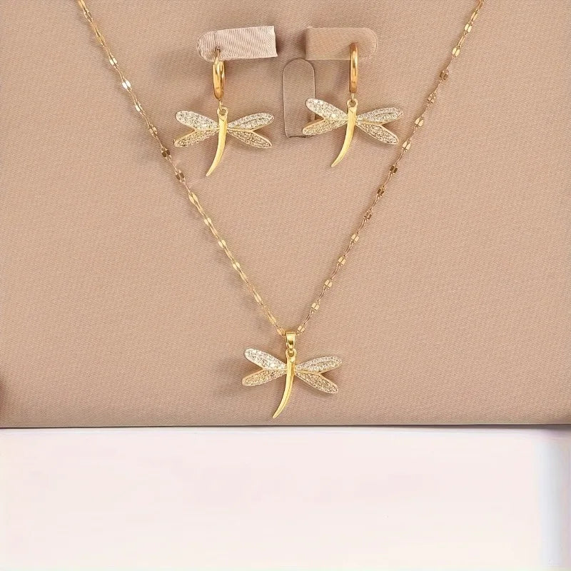 Collar de Libélula Dorado con Pendientes de Regalo