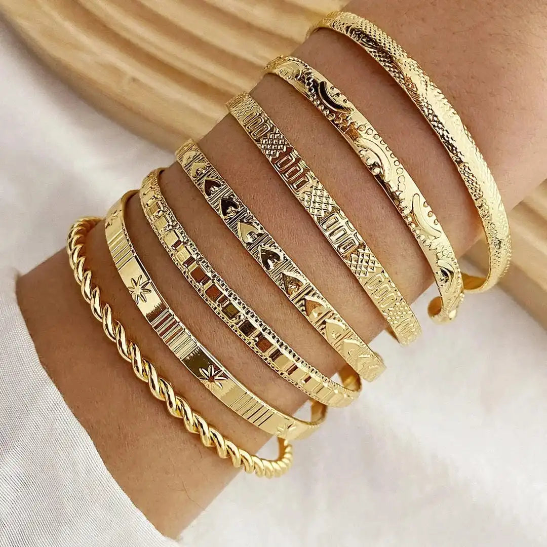 Conjunto de Pulseras Abiertas de Oro para Resort