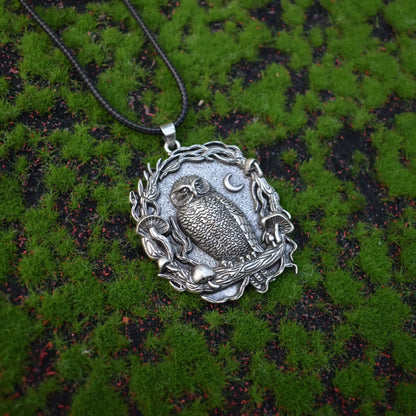 Collar Místico de Búho, Luna y Hongo