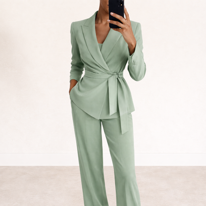 Evelyn | Traje Blazer con Cinturón