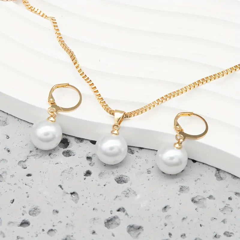 Conjunto de Joyería de Perlas Doradas Elegantes