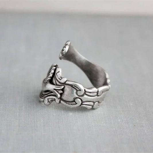 Anillo de Flor de Colibrí
