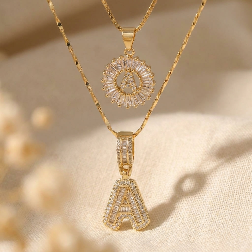 Conjunto de Collar de Inicial de Letra Elegante en Oro