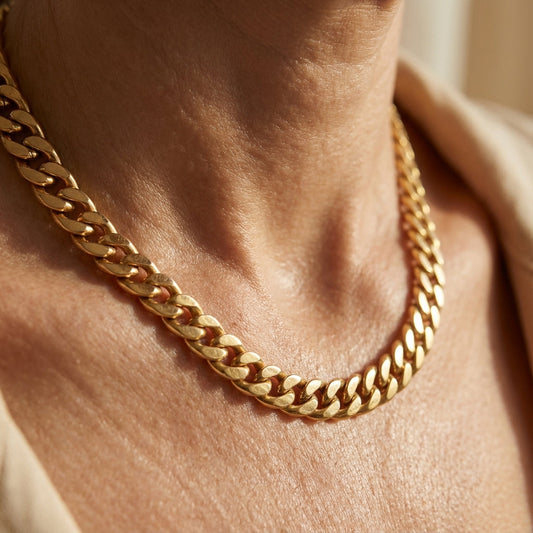 Collar Cubano de Oro Chunky Sofisticado