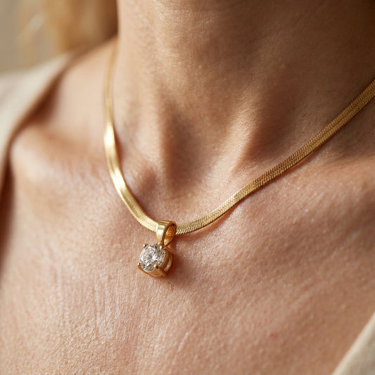 Collar Elegante de Colgante de Rhinestone Dorado