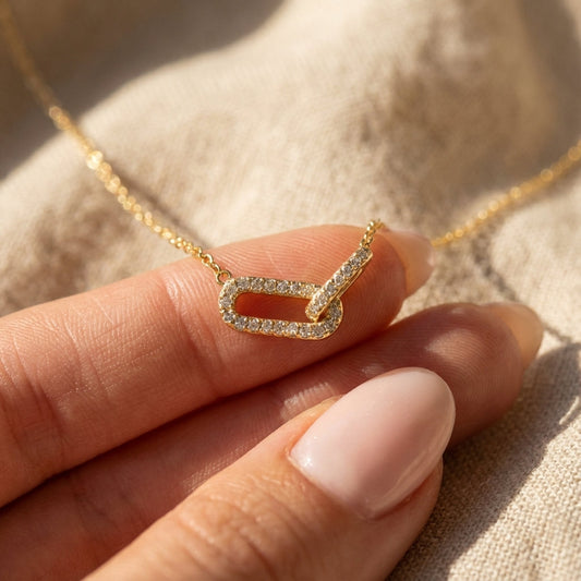 Colgante Doble Nudo Ovalado con Diamantes