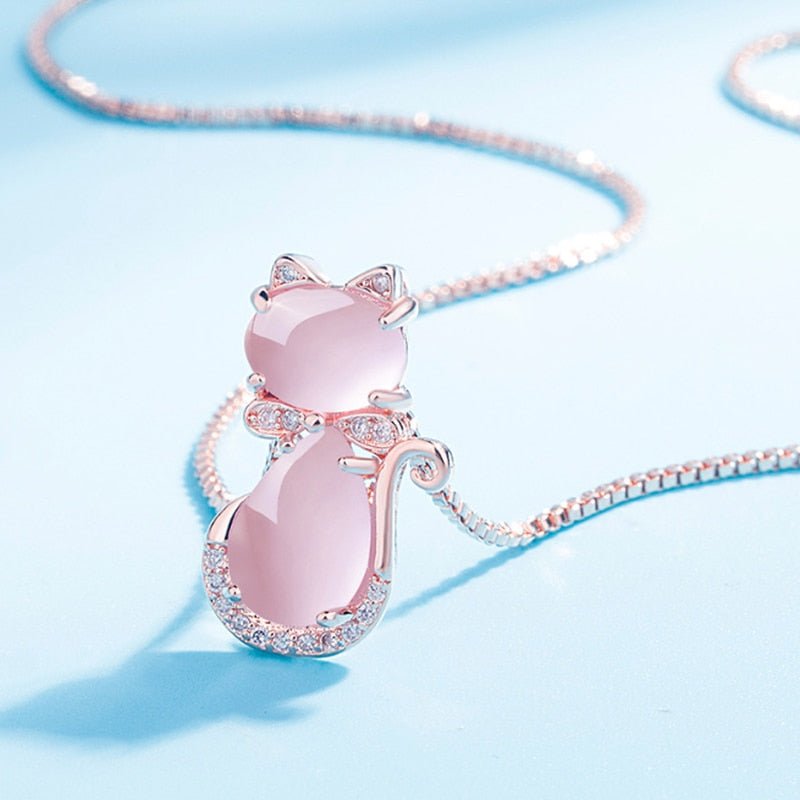 Collar de gato con piedra rosa y zirconia