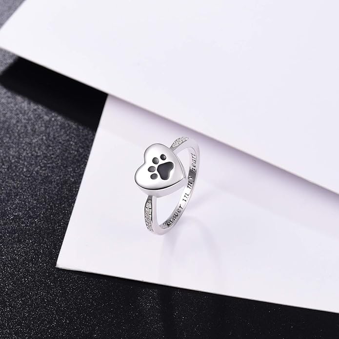 Anillo Urna de Corazón y Huella de Pata
